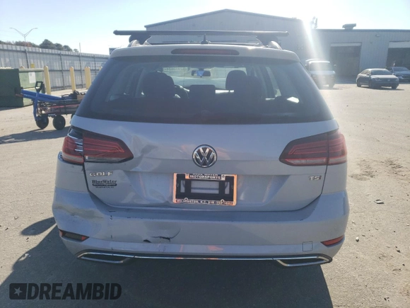 2018 Volkswagen Golf с VIN 3VW717AU7JM765143, выставлен на аукционе Copart как лот 82933624 с пробегом 102 845 миль миль и Списание • Salvage title. История ставок и продаж доступна на DreamBid. Изображение 6.