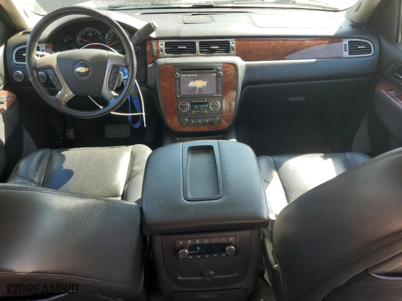 2014 Chevrolet Suburban LTZ with VIN 1GNSKKE72ER194786, listed as a Copart auction lot 45790885 with 224,951 mi miles and Clean Title. Bid and sale history available at carsss.com. Image 8.