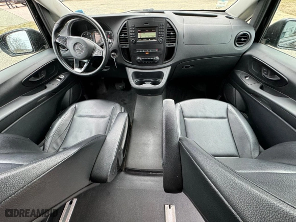 2019 Mercedes-Benz Metris Passenger Van with VIN WD4PG2EE8K3543226, listed as a Copart auction lot 49771584 with 140,840 mi miles. Bid and sale history available at carsss.com. Image 9.