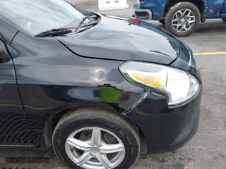 2019 Nissan Versa Sedan SV with VIN 3N1CN7AP6KL836259, listed as a IAAI auction lot 42106727 with 135,385 mi miles. Bid and sale history available at carsss.com. Image 6.