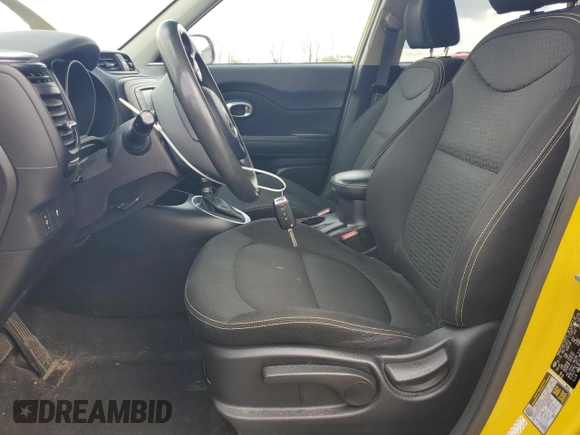 2015 Kia Soul + with VIN KNDJP3A57F7197132, listed as a Copart auction lot 55134205 with 137,968 mi miles and Salvage Title. Bid and sale history available at DreamBid. Image 7.