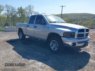 2005 Dodge 1500 SLT with VIN 1D7HA18N95S273980, listed as a IAAI auction lot 42154184 with 251,404 mi miles. Bid and sale history available at carsss.com. Image 1.