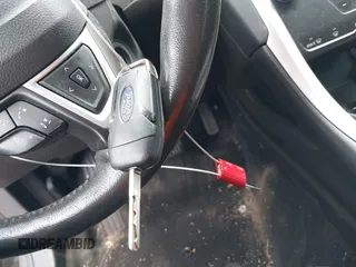 2013 Ford Fusion SE Hybrid с VIN 3FA6P0LU1DR267258, выставлен на аукционе IAAI как лот 42675187 с пробегом 184 121 миль миль и . История ставок и продаж доступна на DreamBid. Изображение 11.