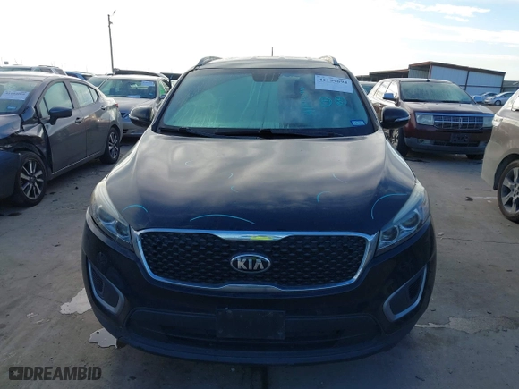 2017 Kia Sorento LX V6 with VIN 5XYPG4A53HG199627, listed as a IAAI auction lot 41199694 with 90,155 mi miles. Bid and sale history available at carsss.com. Image 13.