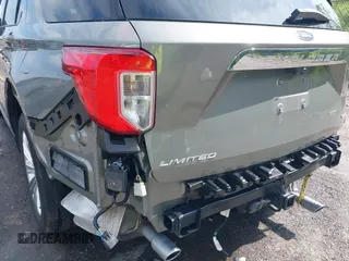 2020 Ford Explorer Limited с VIN 1FMSK7FH7LGA27342, выставлен на аукционе IAAI как лот 42116008 с пробегом 21 235 миль миль и . История ставок и продаж доступна на DreamBid. Изображение 18.