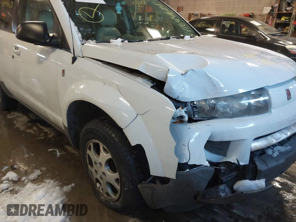 2004 Saturn VUE V6 with VIN 5GZCZ534X4S810971, listed as a IAAI auction lot 41644628 with 206,405 mi miles. Bid and sale history available at carsss.com. Image 18.