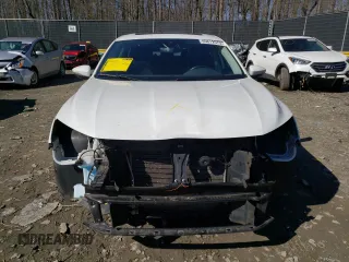 2020 Volkswagen Passat 2.0T SE with VIN 1VWWA7A31LC009797, listed as a Copart auction lot 40812573 with 43,461 mi miles. Bid and sale history available at carsss.com. Image 5.