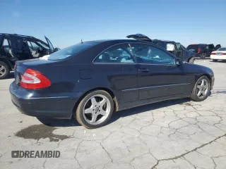 2004 Mercedes-Benz CLK 500 with VIN WDBTJ75J74F107438, listed as a Copart auction lot 46294475 with 149,566 mi miles and Clean title. Bid and sale history available at DreamBid. Image 3.