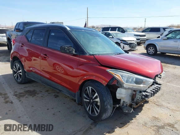 2018 Nissan Kicks S with VIN 3N1CP5CU5JL525597, listed as a IAAI auction lot 41485867 with 100,840 mi miles. Bid and sale history available at carsss.com. Image 1.