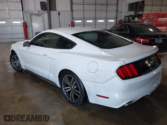 2016 Ford Mustang EcoBoost z VIN 1FA6P8TH9G5232220, wystawiony jako IAAI lot #42175822 z przebiegiem 181 414 mil mil oraz . Historia ofert i sprzedaży dostępna na DreamBid. Obrazek 3.