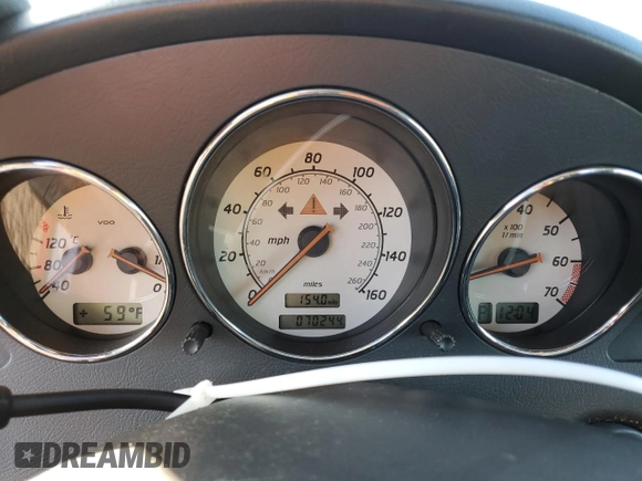 2003 Mercedes-Benz SLK 320 with VIN WDBKK65F43F282727, listed as a Copart auction lot 84246624 with 70,244 mi miles and Clean title. Bid and sale history available at DreamBid. Image 9.