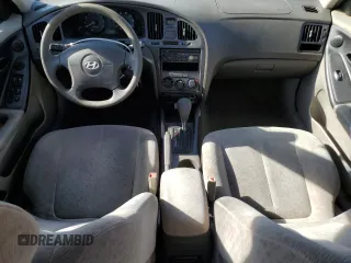 2006 Hyundai Elantra GLS z VIN KMHDN46D16U262076, wystawiony jako Copart lot #54564445 z przebiegiem 62 326 mil mil oraz Szkoda całkowita • Salvage title. Historia ofert i sprzedaży dostępna na DreamBid. Obrazek 8.