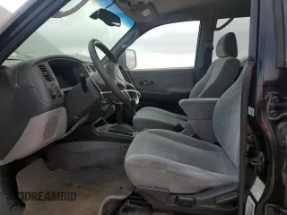 2000 Mitsubishi Montero Sport LS with VIN JA4LS31H9YP007670, listed as a Copart auction lot 86809344 with 239,106 mi miles and Salvage Title. Bid and sale history available at carsss.com. Image 7.