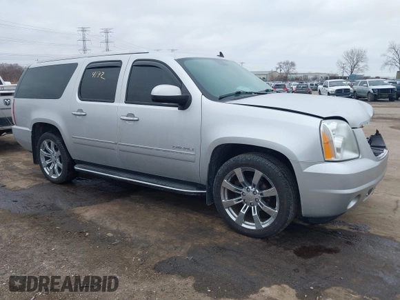 2014 GMC Yukon XL Denali with VIN 1GKS2MEF1ER246201, listed as a IAAI auction lot 41454172 with 135,394 mi miles. Bid and sale history available at carsss.com. Image 1.