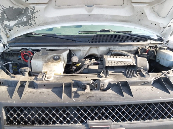 2006 Chevrolet Express Passenger with VIN 1GAHG39U861269171, listed as a IAAI auction lot 42057339 with 83,576 mi miles and . Bid and sale history available at DreamBid. Image 10.