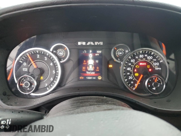 2023 Ram 1500 Big Horn z VIN 1C6RRFBG7PN614171, wystawiony jako Copart lot #82653274 z przebiegiem 13 261 mil mil oraz Szkoda całkowita • Salvage title. Historia ofert i sprzedaży dostępna na DreamBid. Obrazek 9.