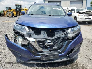 2017 Nissan Rogue SV with VIN KNMAT2MV9HP561152, listed as a Copart auction lot 63405565 with 62,593 mi miles and Salvage title. Bid and sale history available at DreamBid. Image 5.