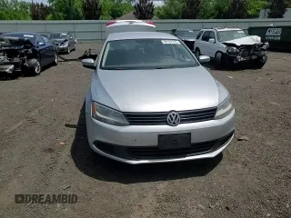 2011 Volkswagen Jetta SE с VIN 3VWDZ7AJ0BM327549, выставлен на аукционе Copart как лот 58147125 с пробегом 295 508 миль миль и Списание • Salvage title. История ставок и продаж доступна на DreamBid. Изображение 13.