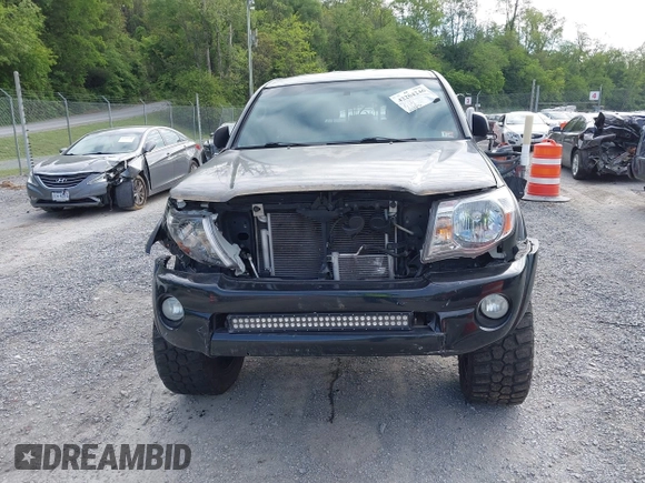 2007 Toyota Tacoma PreRunner z VIN 5TEJU62NX7Z338052, wystawiony jako IAAI lot #42204246 z przebiegiem 202 296 mil mil oraz . Historia ofert i sprzedaży dostępna na DreamBid. Obrazek 6.