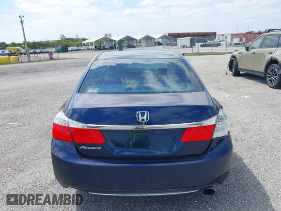 2015 Honda Accord LX with VIN 1HGCR2F35FA198109, listed as a IAAI auction lot 40899343 with Not Provided miles. Bid and sale history available at carsss.com. Image 16.