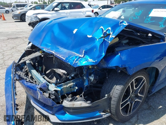 2017 Ford Mustang V6 с VIN 1FA6P8AM7H5203574, выставлен на аукционе IAAI как лот 42620908 с пробегом Не указан миль и . История ставок и продаж доступна на DreamBid. Изображение 18.
