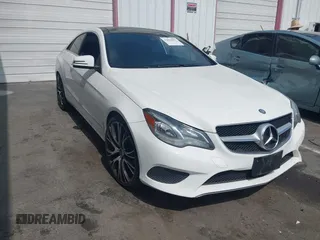 2014 Mercedes-Benz E 350 with VIN WDDKJ5KB9EF278388, listed as a IAAI auction lot 42654422 with 106,987 mi miles and . Bid and sale history available at DreamBid. Image 1.
