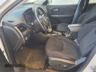 2020 Jeep Cherokee Latitude with VIN 1C4PJMCB1LD602371, listed as a IAAI auction lot 42806971 with 81,291 mi miles and . Bid and sale history available at DreamBid. Image 6.