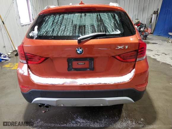 2014 BMW X1 xDrive28i with VIN WBAVL1C53EVY17318, listed as a Copart auction lot 45498325 with 0 mi miles and Salvage Title. Bid and sale history available at carsss.com. Image 6.