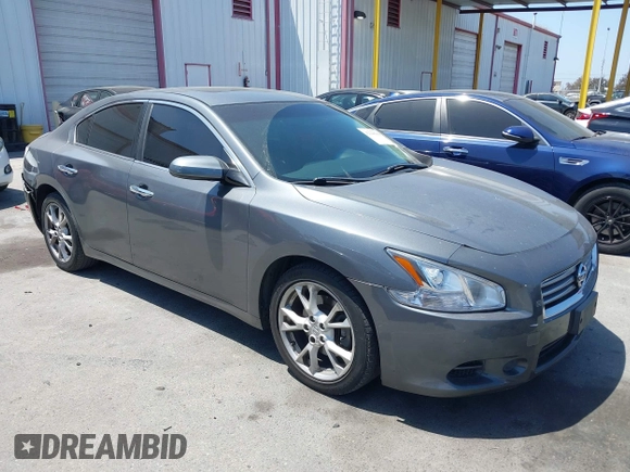 2014 Nissan Maxima S z VIN 1N4AA5AP8EC484229, wystawiony jako IAAI lot #42348184 z przebiegiem 150 681 mil mil oraz . Historia ofert i sprzedaży dostępna na DreamBid. Obrazek 1.