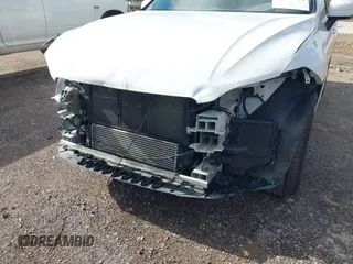 2019 Volvo XC60 Momentum with VIN LYV102RK4KB308332, listed as a IAAI auction lot 42382924 with 42,430 mi miles and . Bid and sale history available at DreamBid. Image 6.