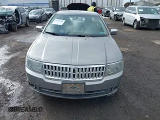 2008 Lincoln MKZ with VIN 3LNHM28T68R657068, listed as a IAAI auction lot 41431401 with 128,940 mi miles. Bid and sale history available at carsss.com. Image 12.