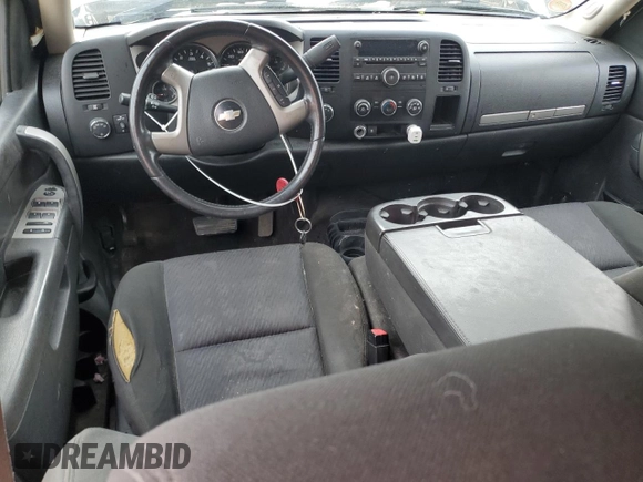 2010 Chevrolet Silverado 1500 LT with VIN 1GCSKSE39AZ155984, listed as a Copart auction lot 52940725 with Not Provided miles and Salvage Title. Bid and sale history available at DreamBid. Image 8.