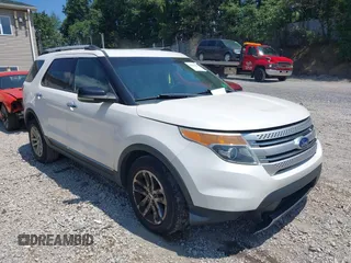 2011 Ford Explorer XLT with VIN 1FMHK8D84BGA87130, listed as a IAAI auction lot 42823296 with 228,505 mi miles and . Bid and sale history available at DreamBid. Image 1.