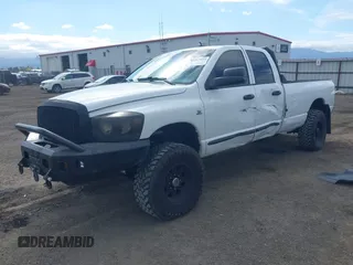 2006 Dodge 3500 SLT z VIN 3D7LX38CX6G191784, wystawiony jako IAAI lot #42267999 z przebiegiem 202 933 mil mil oraz . Historia ofert i sprzedaży dostępna na DreamBid. Obrazek 2.