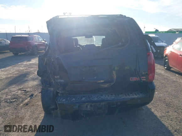 2014 GMC Yukon SLT with VIN 1GKS1CE00ER247249, listed as a IAAI auction lot 41271351 with 215,044 mi miles. Bid and sale history available at carsss.com. Image 16.