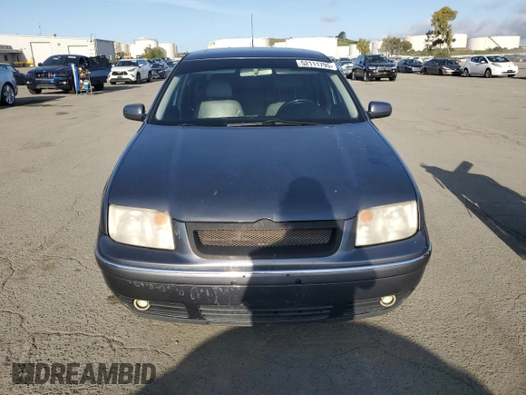 2004 Volkswagen Jetta GLS with VIN 3VWSE69M64M020143, listed as a Copart auction lot 52111795 with 175,088 mi miles and Salvage title. Bid and sale history available at DreamBid. Image 5.