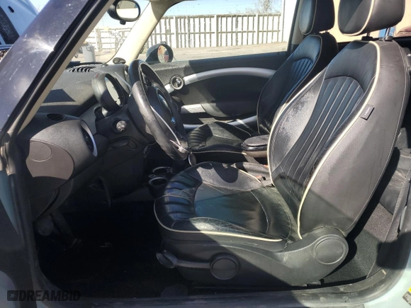 2013 MINI Cooper Hardtop with VIN WMWSU3C57DT547046, listed as a Copart auction lot 42758265 with 152,830 mi miles and Clean Title. Bid and sale history available at carsss.com. Image 7.