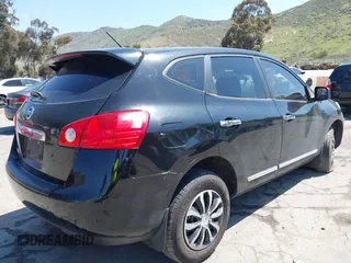 2013 Nissan Rogue S with VIN JN8AS5MT7DW517593, listed as a IAAI auction lot 41966300 with 192,238 mi miles. Bid and sale history available at carsss.com. Image 4.