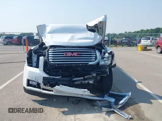 2017 GMC Yukon XL SLT with VIN 1GKS2GKC8HR384902, listed as a IAAI auction lot 39649419 with 27,260 mi miles. Bid and sale history available at carsss.com. Image 6.