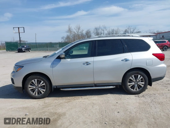 2019 Nissan Pathfinder SL with VIN 5N1DR2MN0KC583160, listed as a IAAI auction lot 41811725 with 81,682 mi miles and . Bid and sale history available at DreamBid. Image 14.