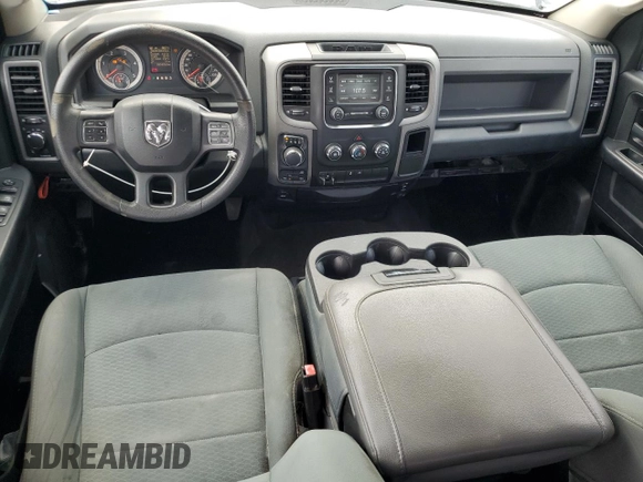 2016 Ram 1500 Tradesman z VIN 1C6RR7KMXGS162472, wystawiony jako Copart lot #51998635 z przebiegiem 186 469 mil mil oraz Czysty tytuł • Clean title. Historia ofert i sprzedaży dostępna na DreamBid. Obrazek 8.