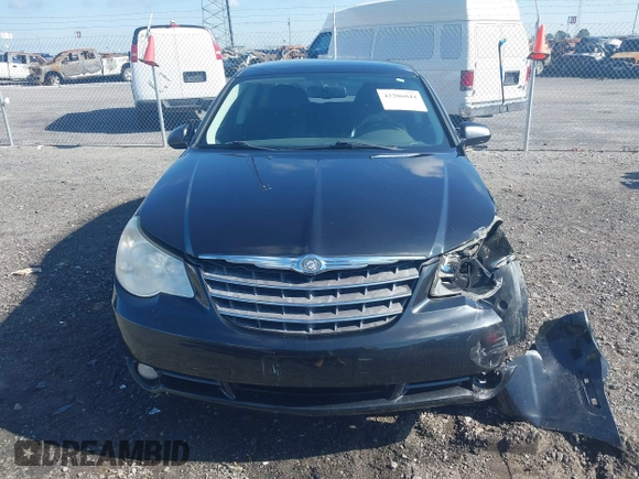 2010 Chrysler Sebring Limited z VIN 1C3CC5FB9AN158839, wystawiony jako IAAI lot #42206044 z przebiegiem 143 458 mil mil oraz . Historia ofert i sprzedaży dostępna na DreamBid. Obrazek 12.