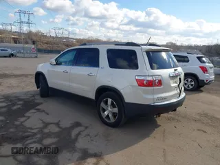 2011 GMC Acadia SLT1 with VIN 1GKKVRED5BJ221797, listed as a IAAI auction lot 41700225 with 177,993 mi miles. Bid and sale history available at carsss.com. Image 3.