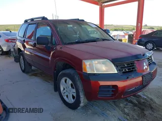 2005 Mitsubishi Endeavor LS with VIN 4A4MM21S05E074605, listed as a IAAI auction lot 41777750 with 105,188 mi miles. Bid and sale history available at carsss.com. Image 1.