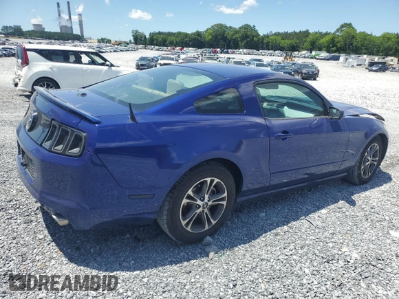 2014 Ford Mustang V6 z VIN 1ZVBP8AM9E5318520, wystawiony jako Copart lot #58080755 z przebiegiem 67 778 mil mil oraz Szkoda całkowita • Salvage title. Historia ofert i sprzedaży dostępna na DreamBid. Obrazek 3.