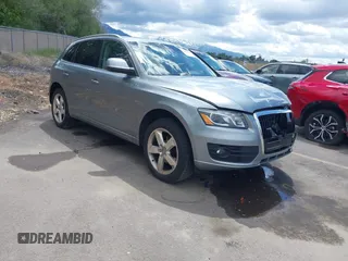 2010 Audi Q5 Premium Plus с VIN WA1LKAFP2AA098178, выставлен на аукционе IAAI как лот 42275676 с пробегом 108 640 миль миль и . История ставок и продаж доступна на DreamBid. Изображение 1.