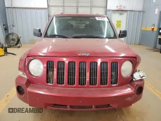 2007 Jeep Patriot Sport with VIN 1J8FT28W67D358205, listed as a Copart auction lot 52323215 with 133,212 mi miles and Salvage Title. Bid and sale history available at DreamBid. Image 5.