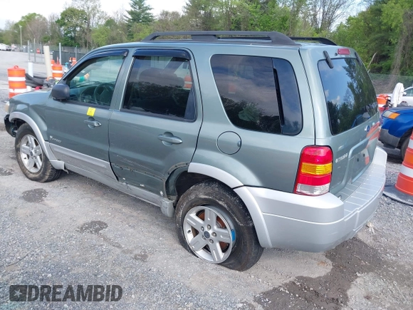 2007 Ford Escape Hybrid z VIN 1FMCU59HX7KB25010, wystawiony jako IAAI lot #42159589 z przebiegiem 217 254 mil mil oraz . Historia ofert i sprzedaży dostępna na DreamBid. Obrazek 3.