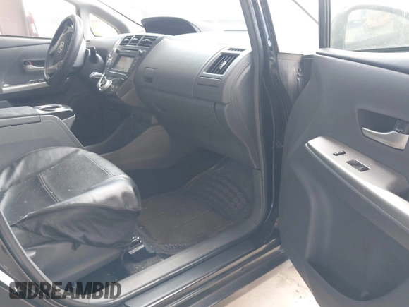 2014 Toyota Prius Two with VIN JTDZN3EU4E3315900, listed as a IAAI auction lot 40082095 with 167,748 mi miles and . Bid and sale history available at DreamBid. Image 5.