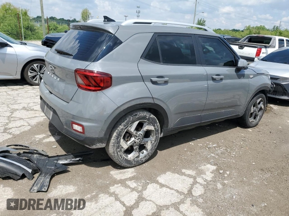2022 Hyundai Venue SEL with VIN KMHRC8A39NU132790, listed as a Copart auction lot 58782655 with 39,532 mi miles and Salvage title. Bid and sale history available at DreamBid. Image 3.